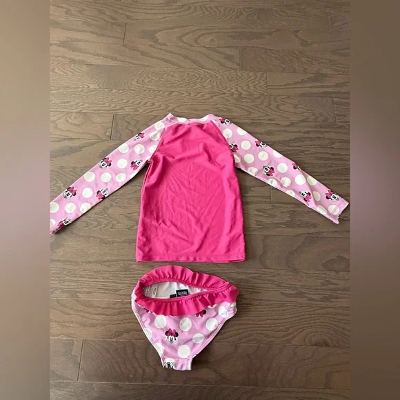 Disney Minnie Mouse Girls Swim Set Rash Guard Bikini XS 4–5 pink - Picture 9 of 16